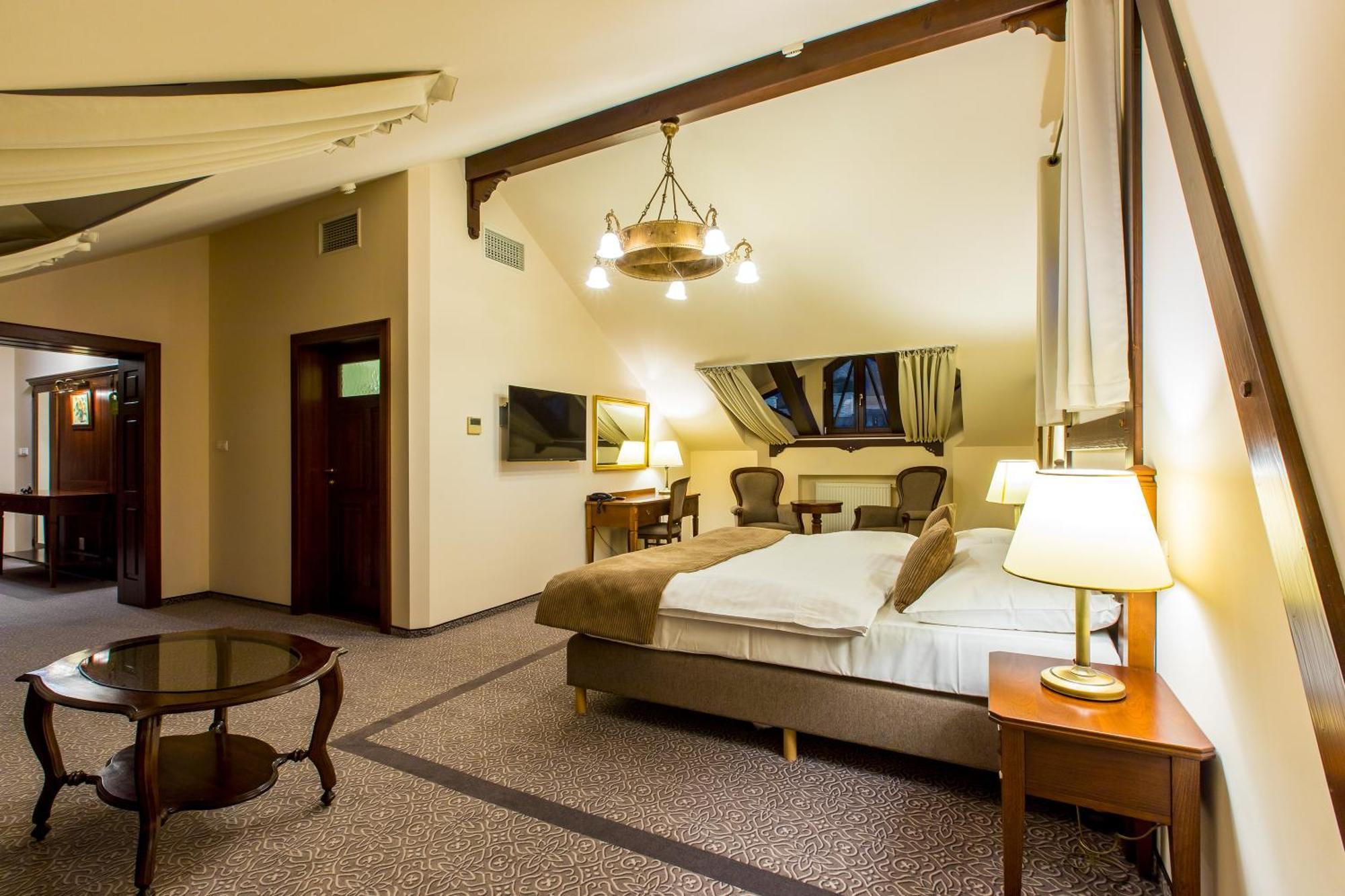 Hotel Bankov 4*